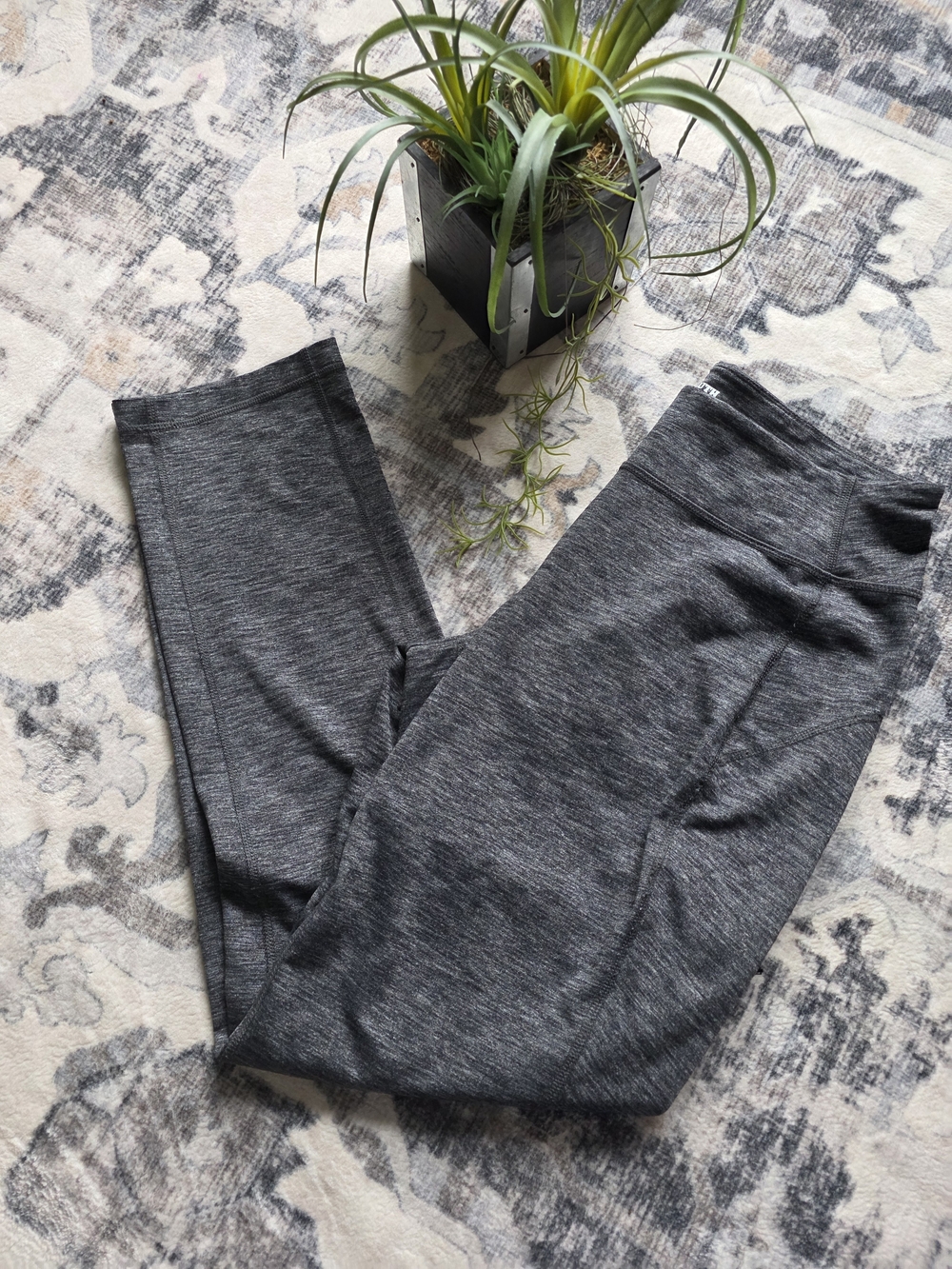 Duluth Trading Co Small X 29 Dark Heather Gray Women's Leggings